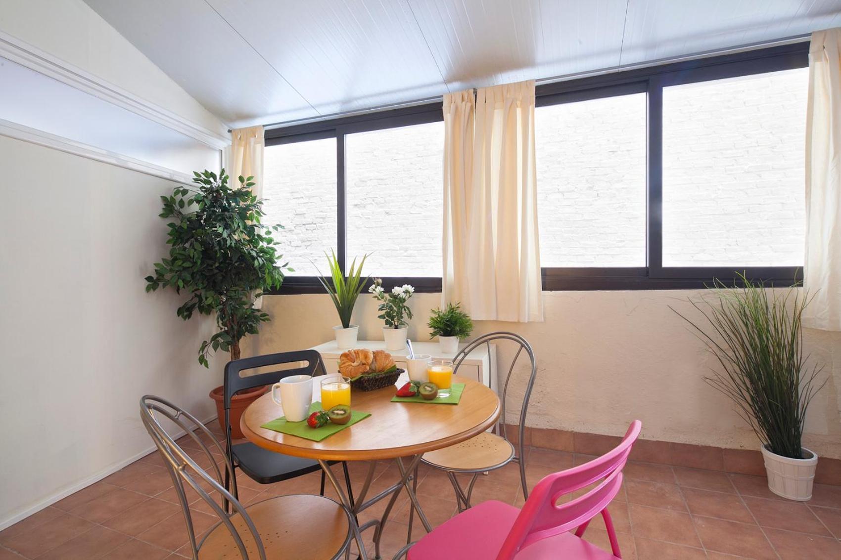 Spot Smart Nomad Bed and Breakfast Βαρκελώνη Εξωτερικό φωτογραφία