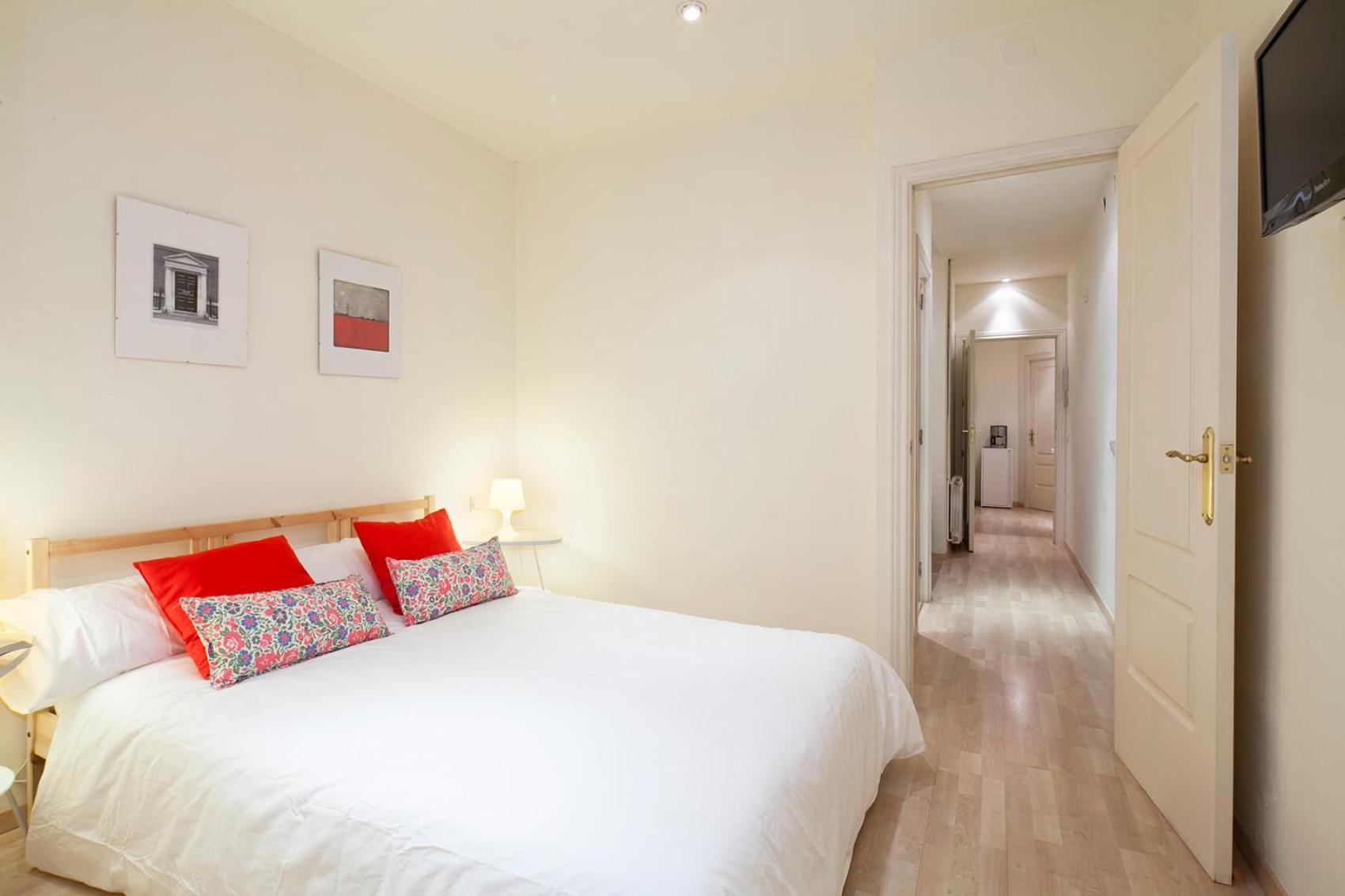 Spot Smart Nomad Bed and Breakfast Βαρκελώνη Εξωτερικό φωτογραφία